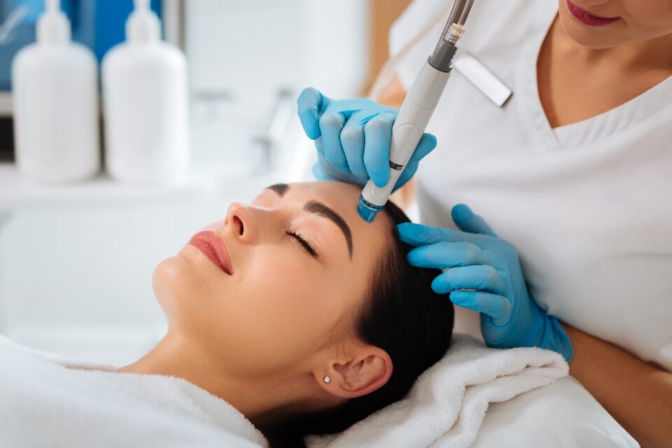 Medifacial ( Hydrafacial )